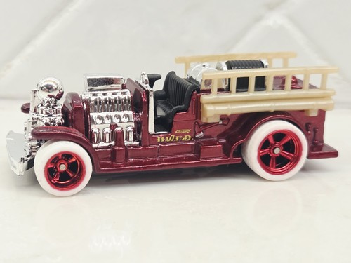 Sth hot wheels - hot,
